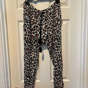 Amuse Leopard Print womens  Bottoms